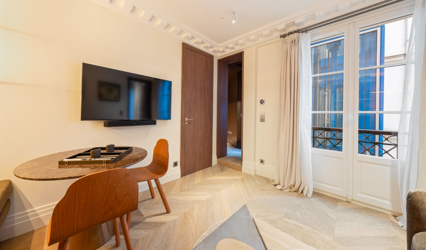 Boissy Suite interior 1